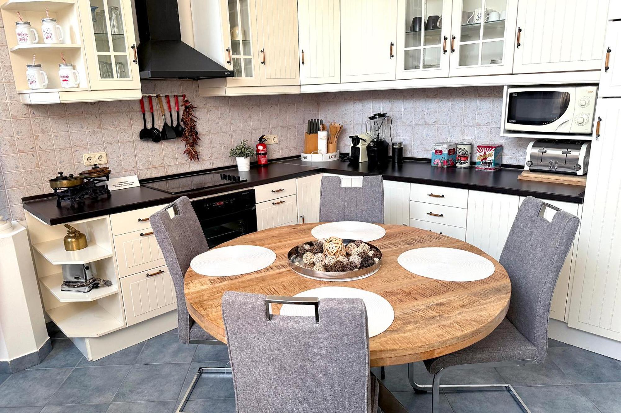 Elegant 125m2 In Center Of Appartement *