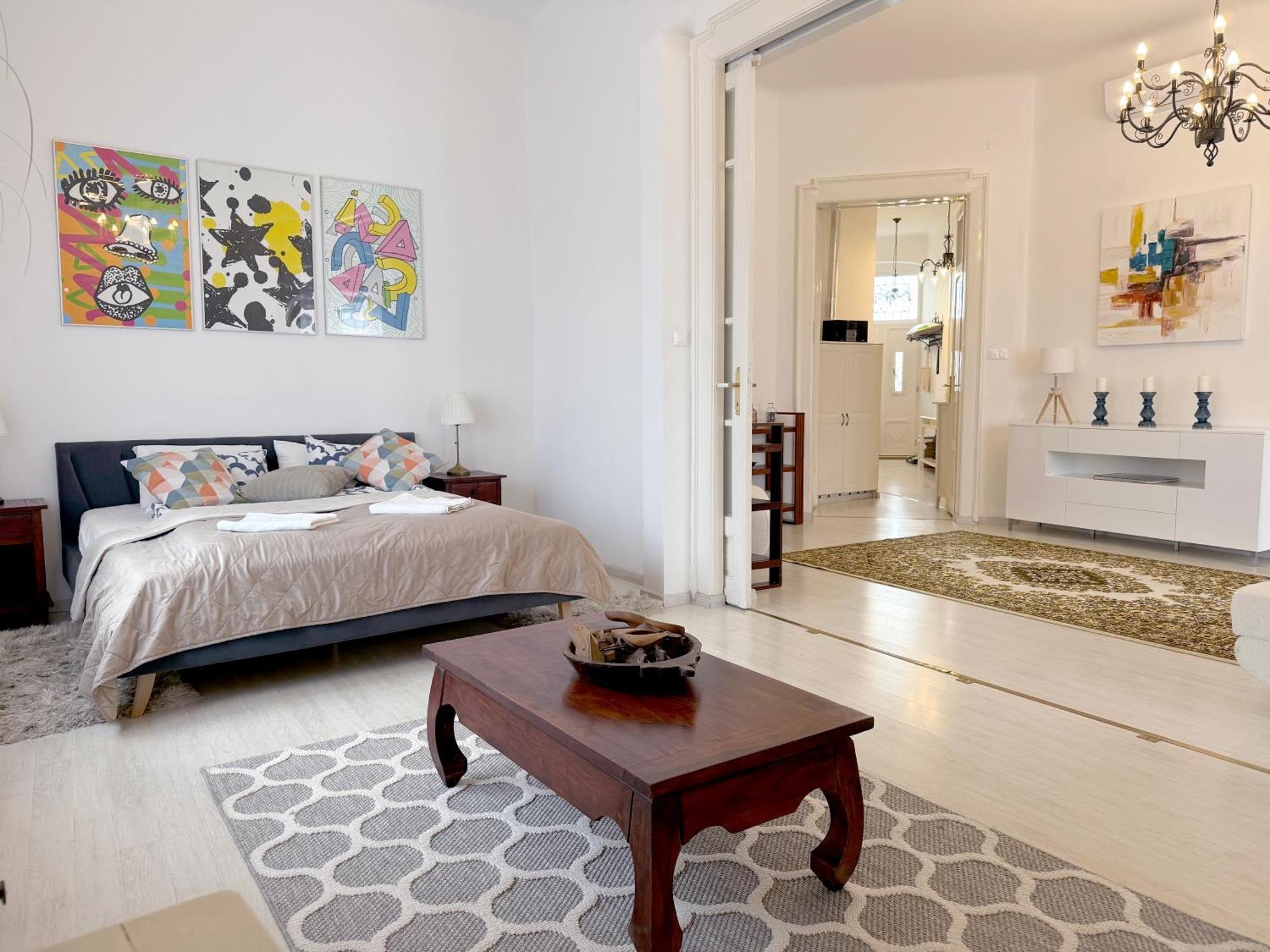 Elegant 125m2 In Center Of Appartement Budapest
