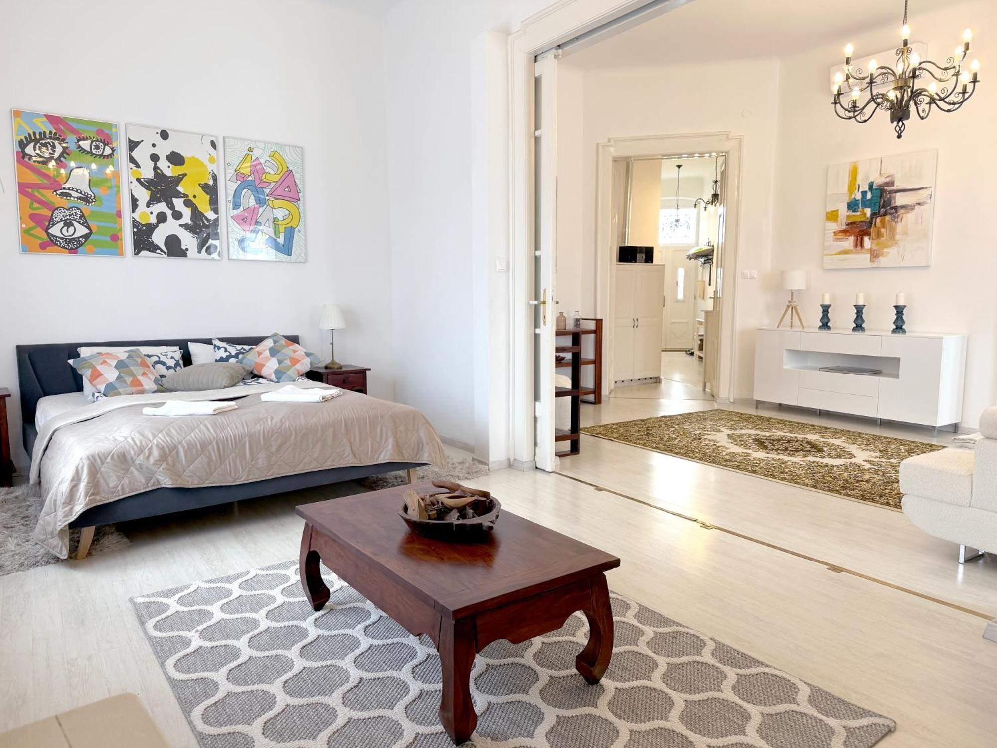Elegant 125m2 In Center Of Appartement *